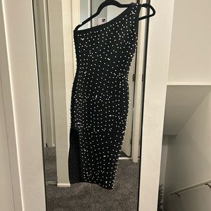 Bella Barnett Pearl bandage black dress